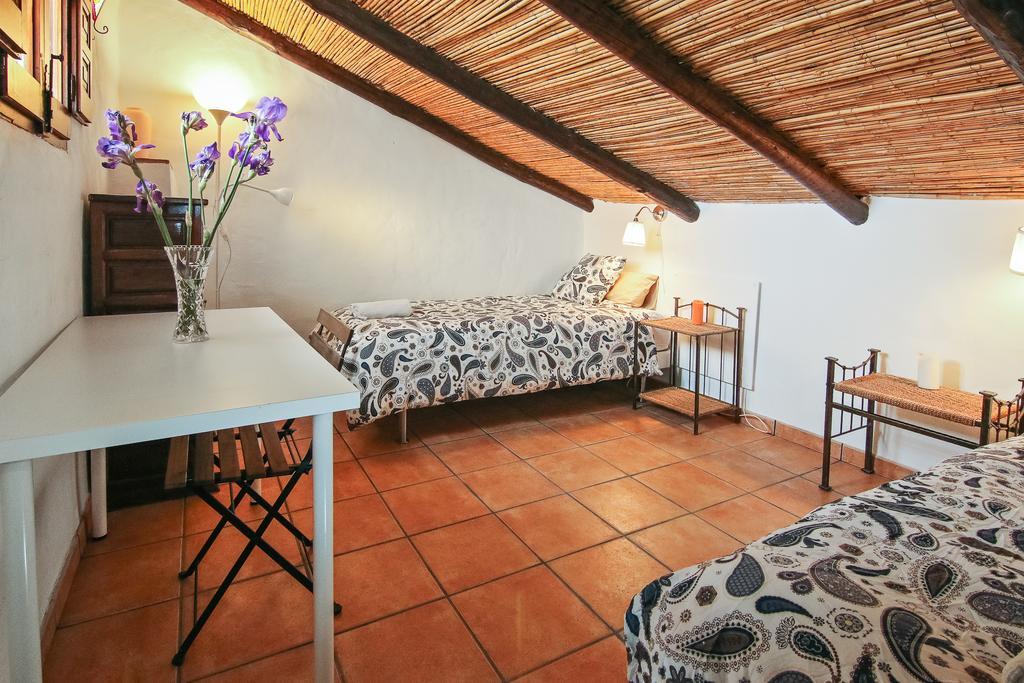 Loma Los Pelones 78 Vinuela Exterior photo
